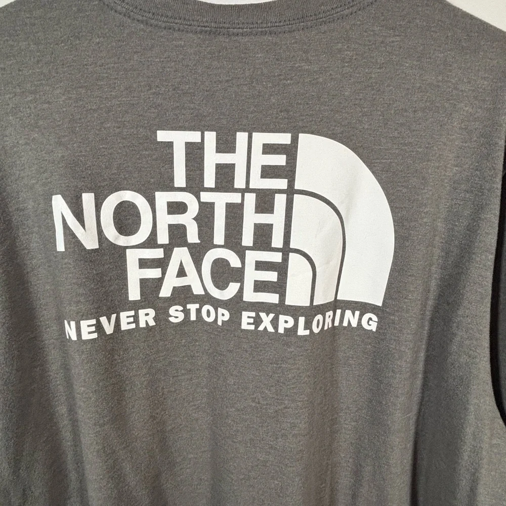 The North Face Long Sleeve Logo Tee Men’s XL Gray Cotton Blend